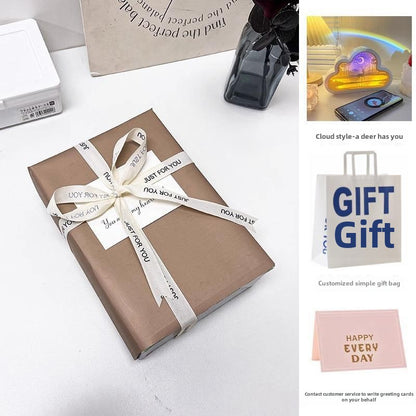 Practical and high-value birthday gifts, night lights for girls' girlfriends, high-end sense for junior high school classmates, first love girls