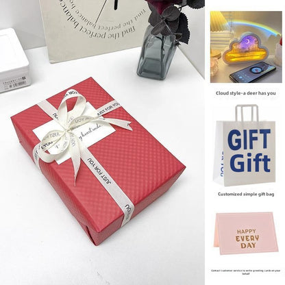 Practical and high-value birthday gifts, night lights for girls' girlfriends, high-end sense for junior high school classmates, first love girls